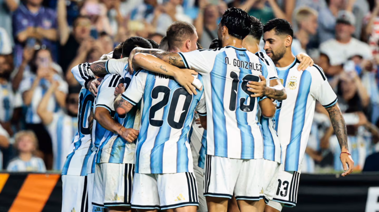 La Selección Argentina goleó a Islandia en amistoso previo al Mundial