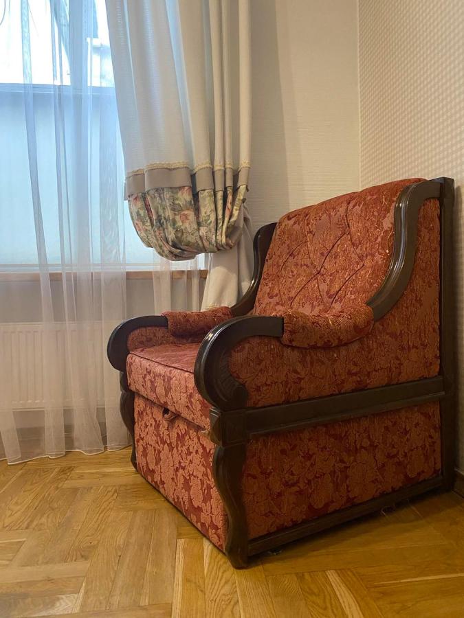 20 Virmenska St near Rynok Square, thumbnail 9
