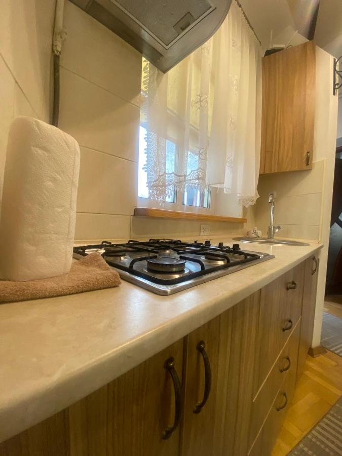 20 Virmenska St near Rynok Square, thumbnail 12