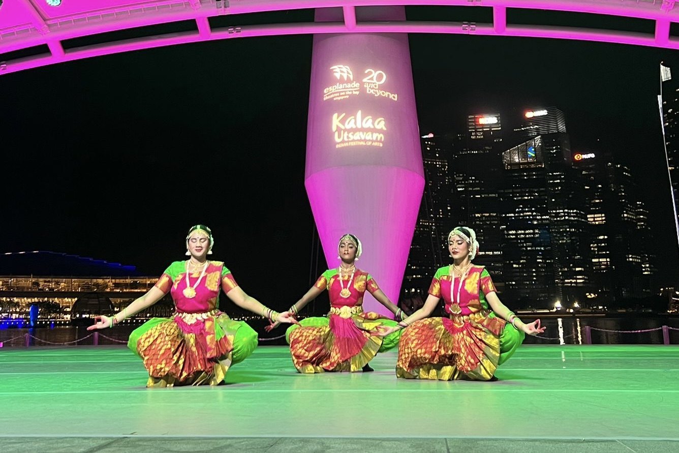 Bharatanatyam Group Class (Adults, Beginner)