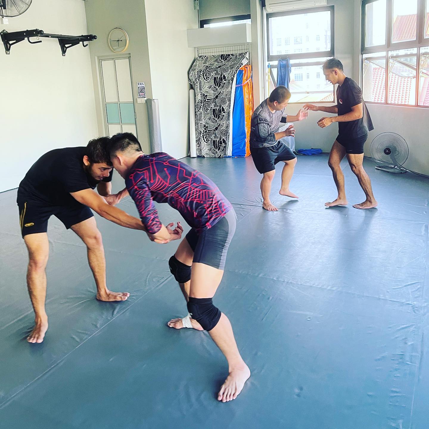 BJJ Gi Group Class (Adults & Teens, Beginner)
