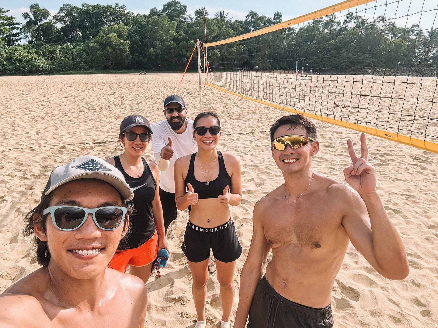 Beach Volleyball Group Class (Adults, Intermediate)