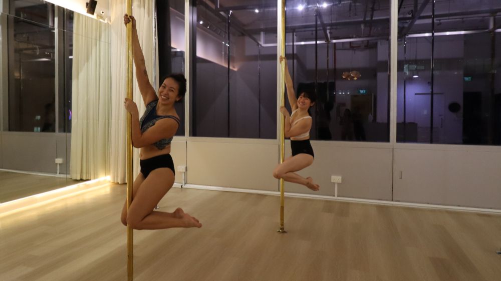 Intro to Pole Tricks Group Class (Adults, All Levels)