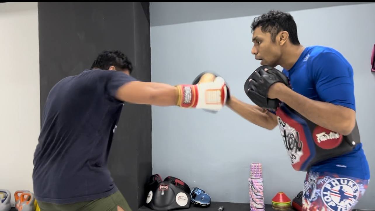 Boxing Group Class (Adults, All Levels)