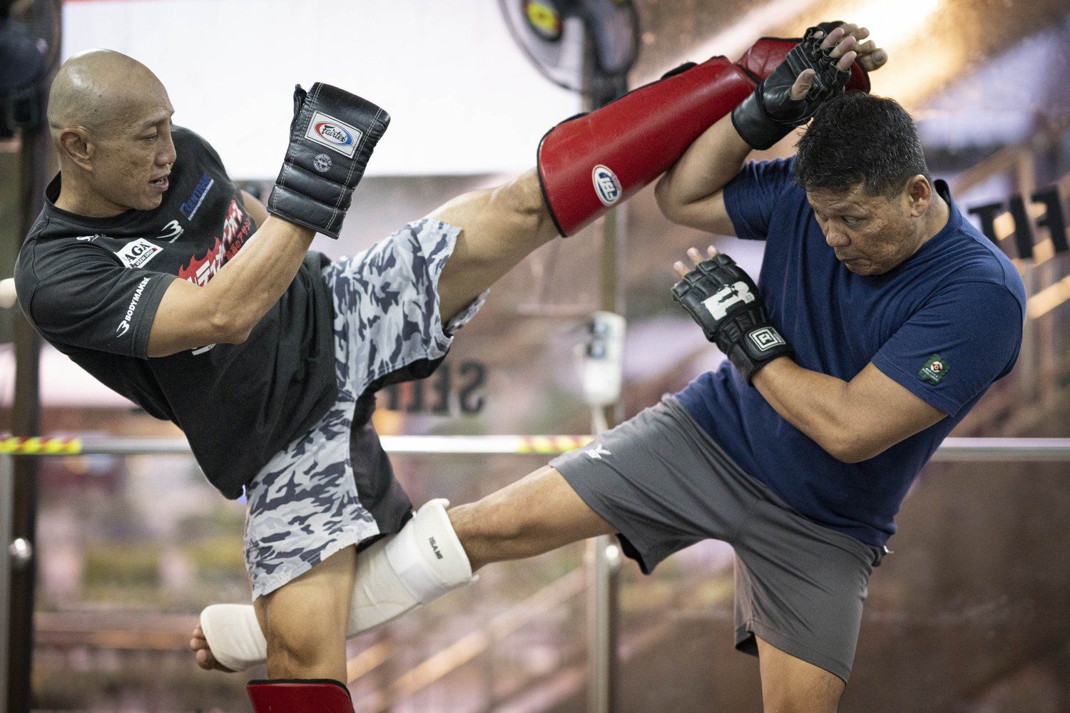 Kickboxing Sparring Group Class (All Ages, Intermediate & Advanced)