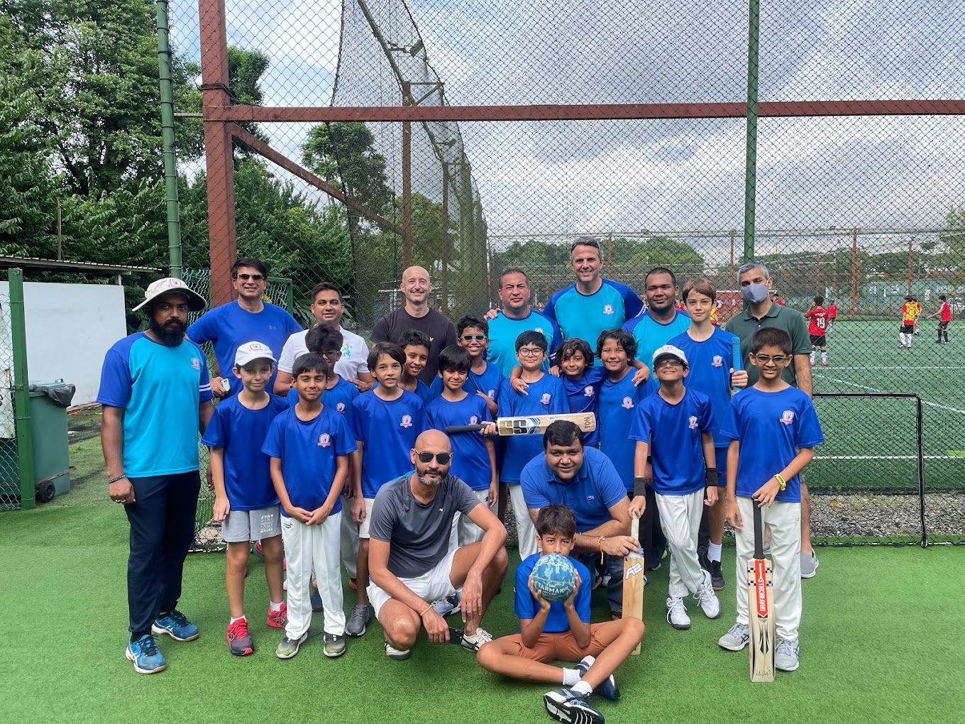 Cricket Group Class (All Ages, Intermediate)