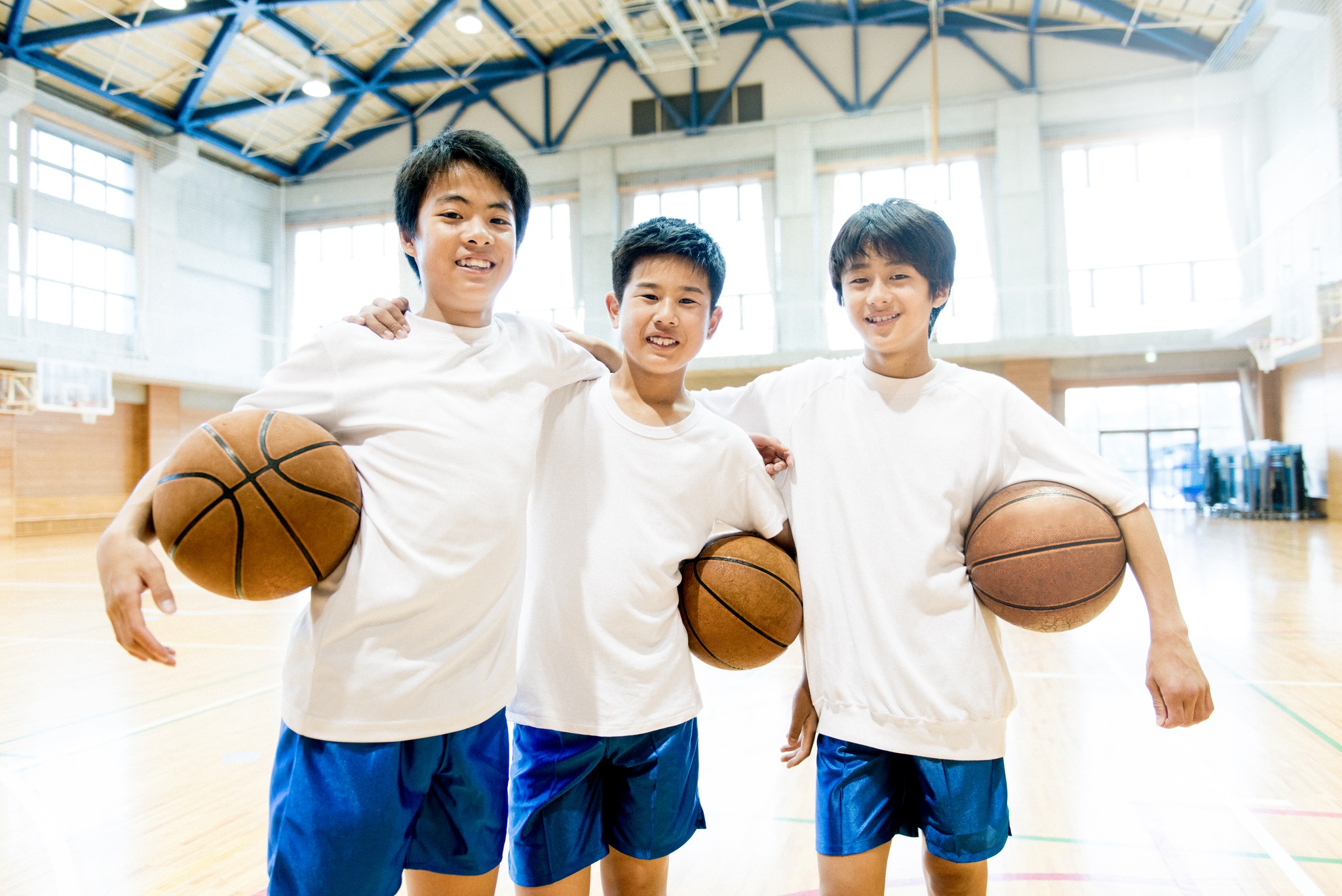 Basketball Group Class (Ages 12-16, Beginner)