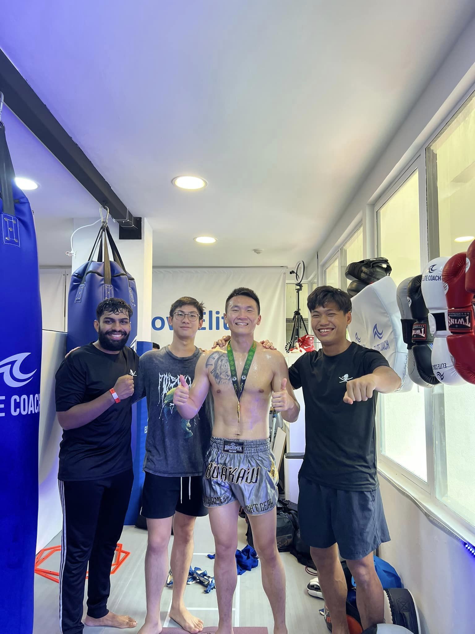 Nine Blades Muay Thai