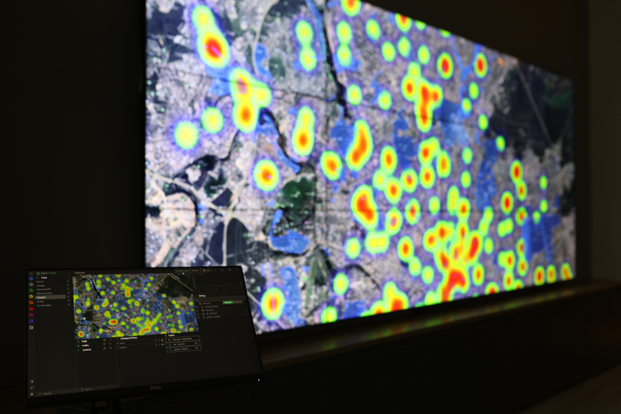 collaborative data analysis on video walls