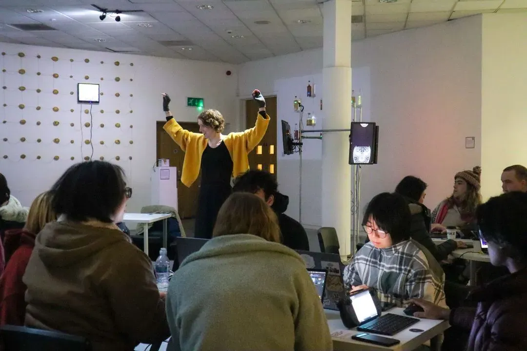 Noisy Space - Kat Mcdonand workshop, image 3