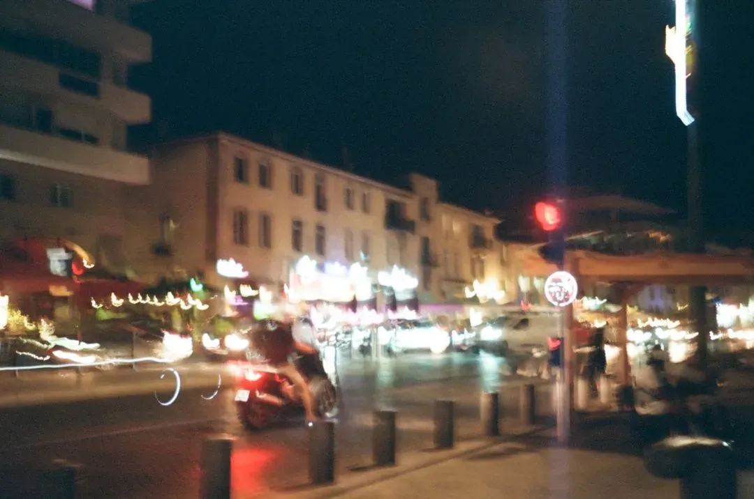 Blurry Film Photography - 35mm, image 1
