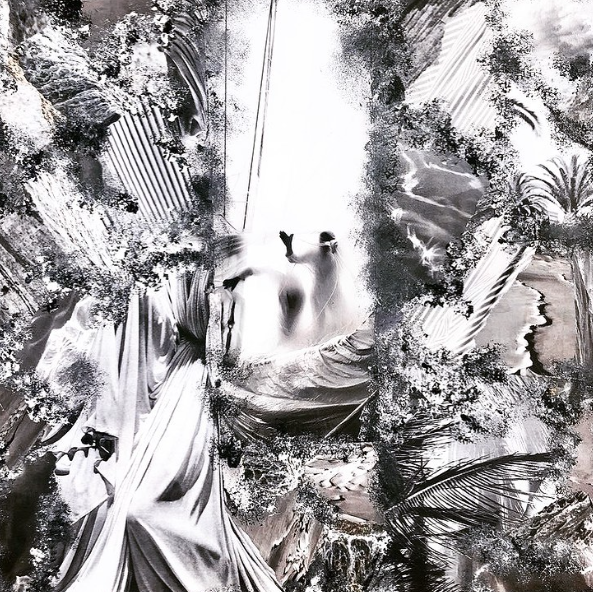 Tableau : Dans les coulisses.