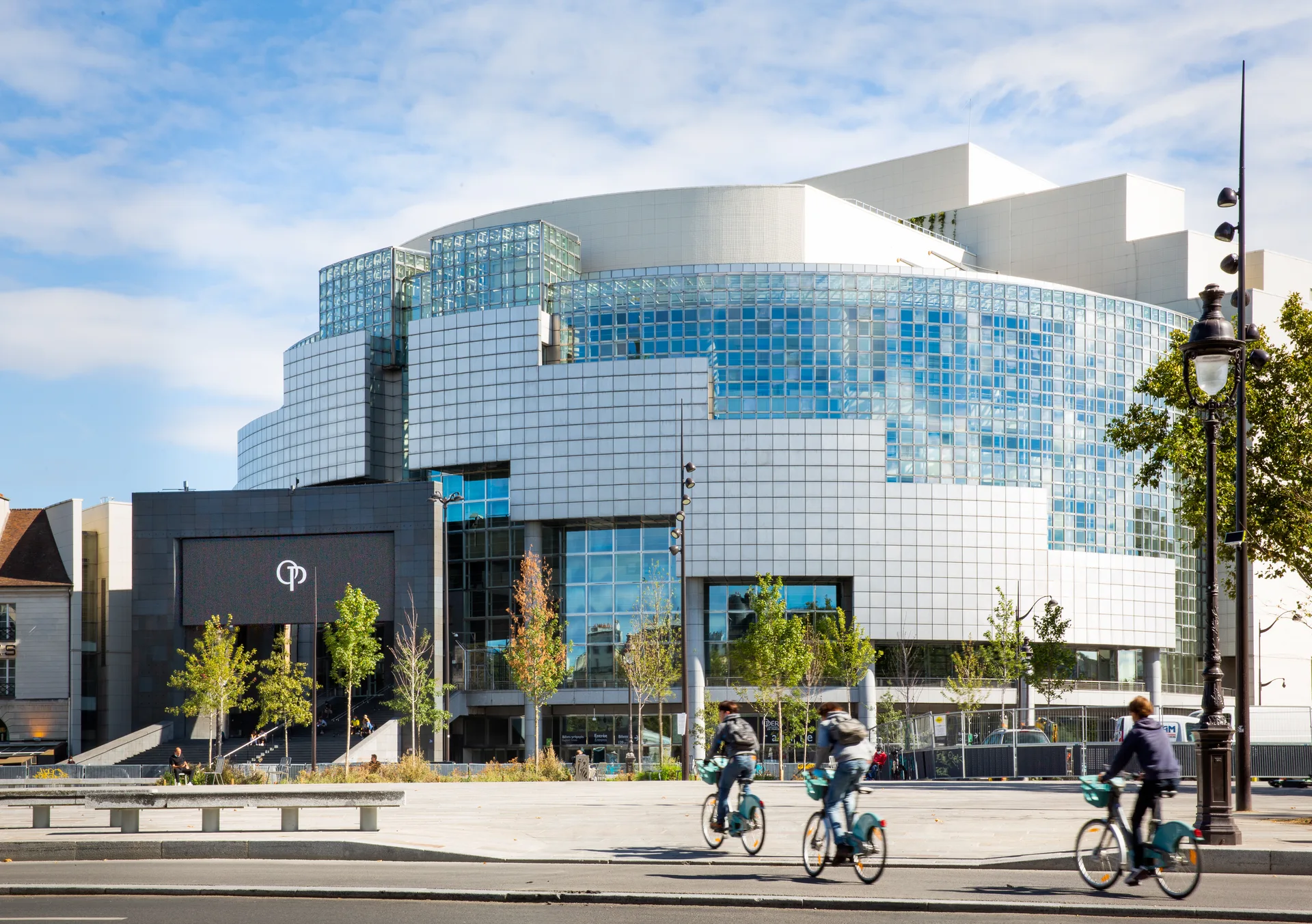 Opera Bastille ждут перемены