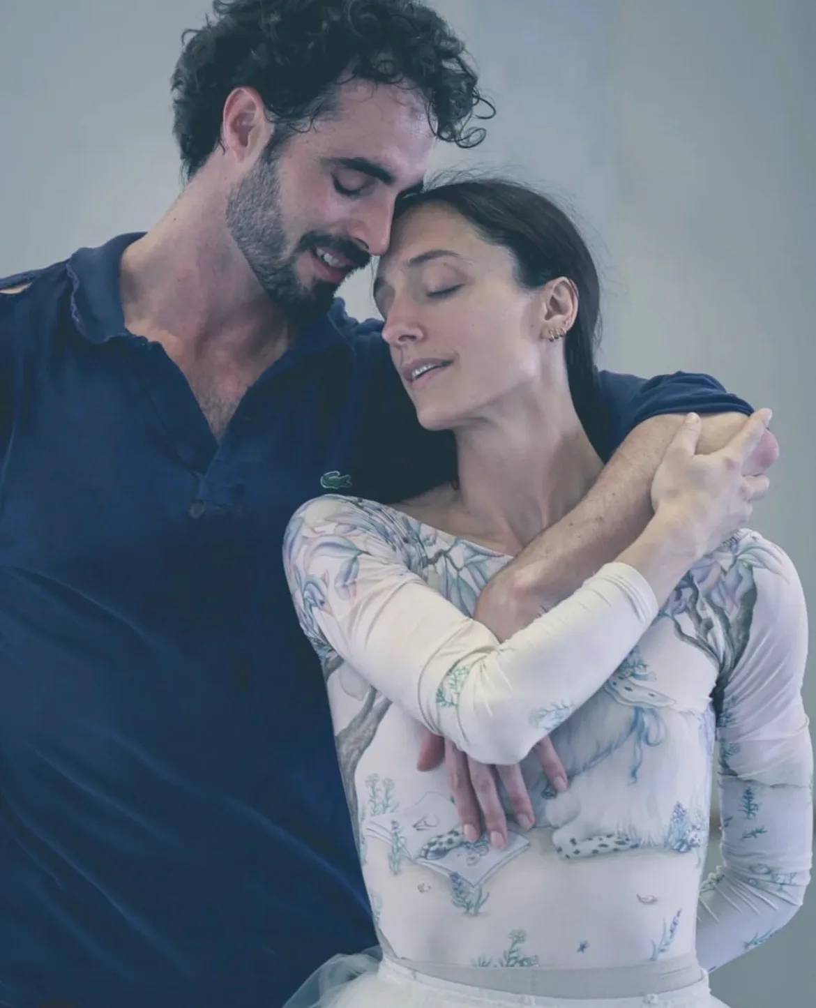 Дороте Жильбер и Флорен Мелак на репетиции "Дамы с камелиями" / instagram @balletoperadeparis @mariahelenabuckley / OnP