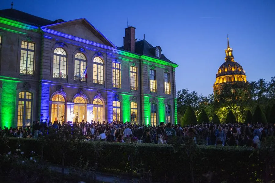  L'hôtel Biron et la cour d'honneur Nuit des musées au musée Rodin © agence photographique du musée Rodin Pauline Hisbacq