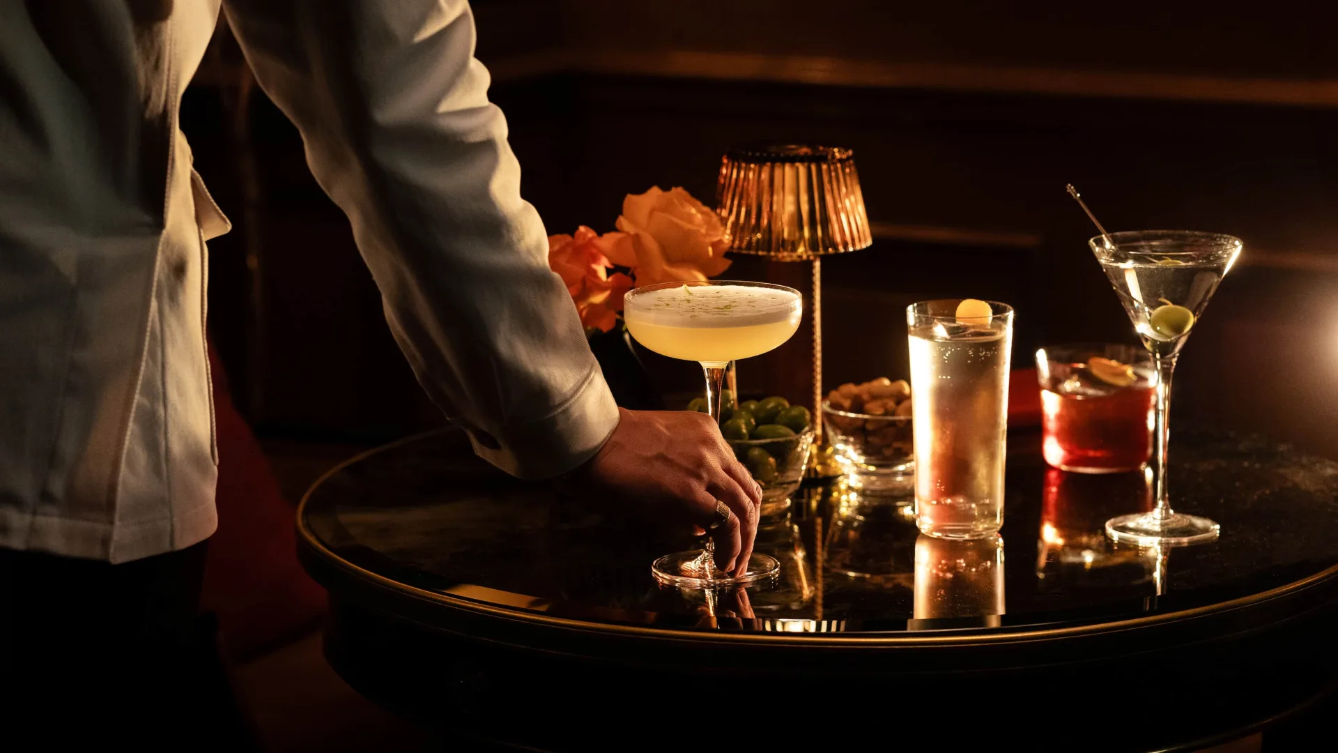 Le Bar du Four Seasons Hotel George V (с) Four Seasons Hotel 