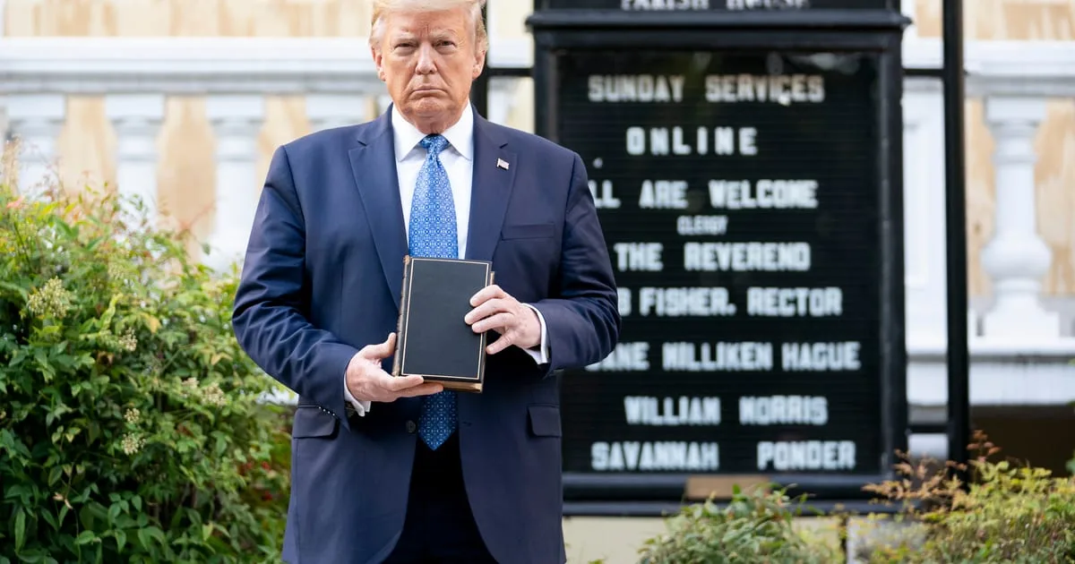 Appeals court throws out massive civil fraud penalty against President Trump