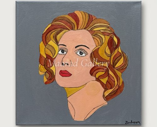 LADY WITH VIBRANT CURLS