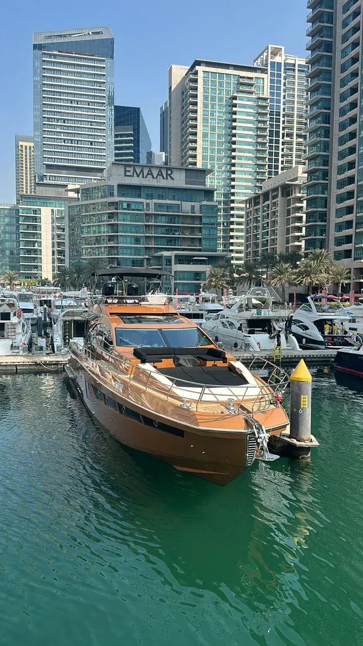 Alquiler de Yate con Patrón - Galería 9