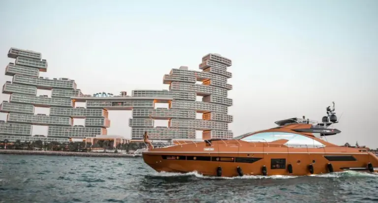 Alquiler de Yate con Patrón - Galería 5