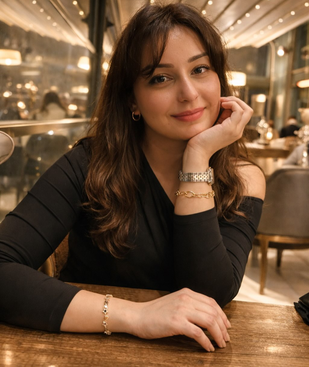 AYBİKE ronay varlık  gallery photo 1