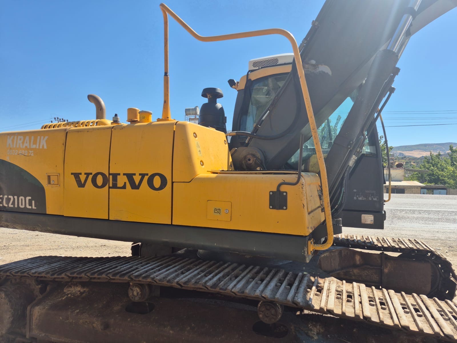 2013 Model Volvo EC210CL 22 Ton Paletli Ekskavatör görseli