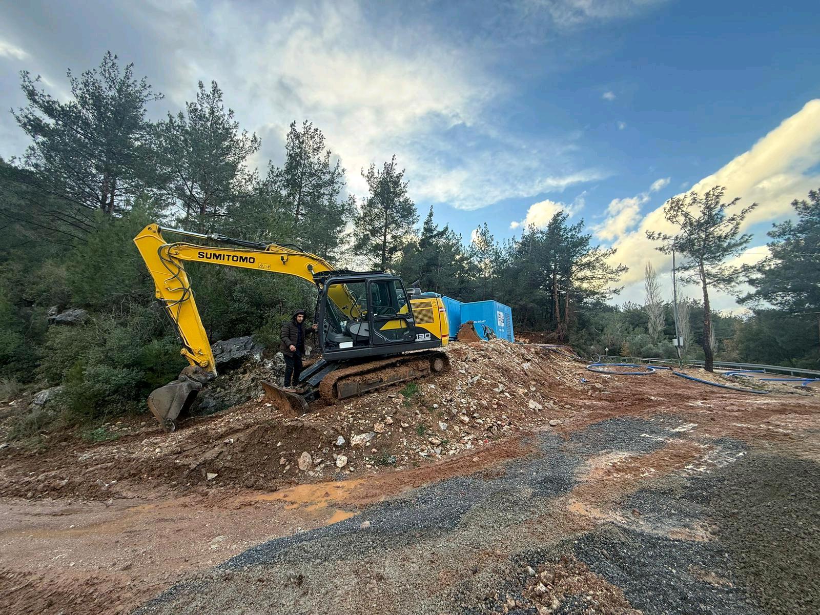2 ton ve 4 ton ekskavatör görseli