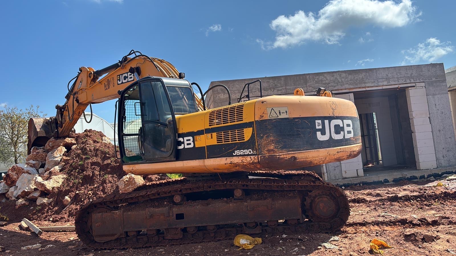 JCB JS290 Paletli Ekskavatör 30 TonMuğla ve Çevresinde Kiralık görseli
