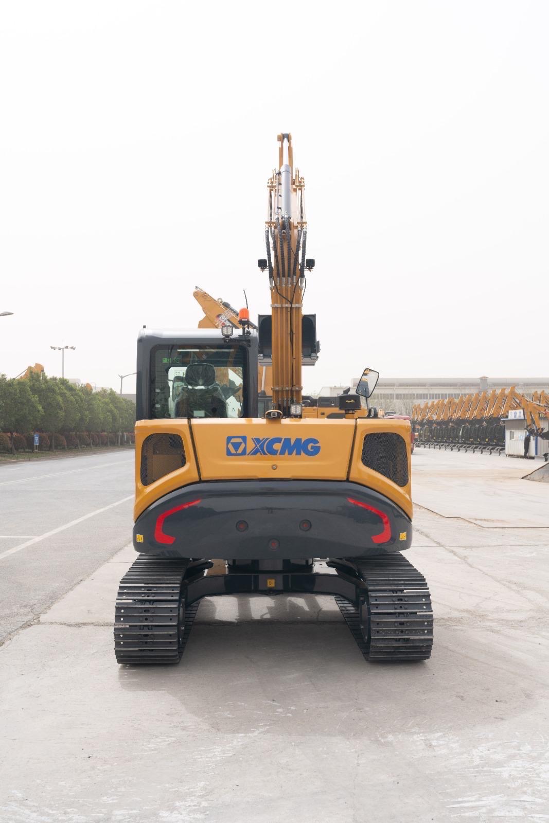 XCMG XE80E Paletli Ekskavatör 10 Ton Trabzon Geneli Kiralık görseli