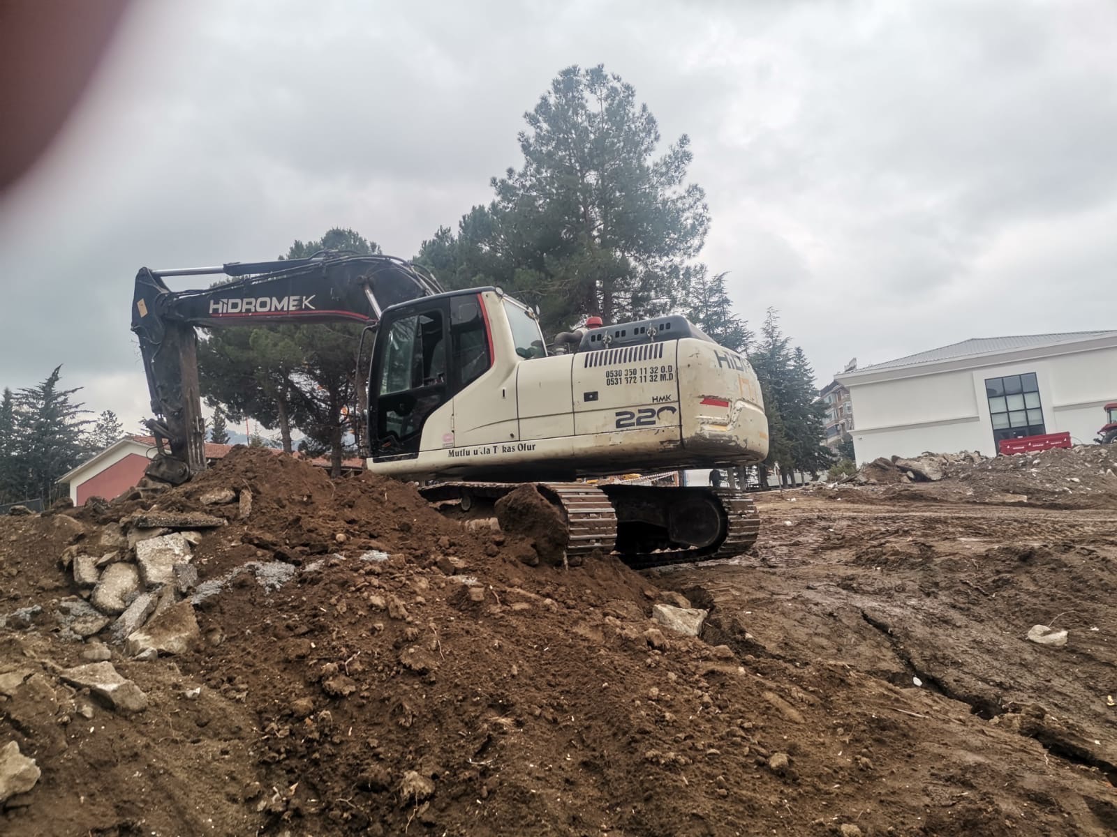Kiralık Hidromek HMK 220 görseli