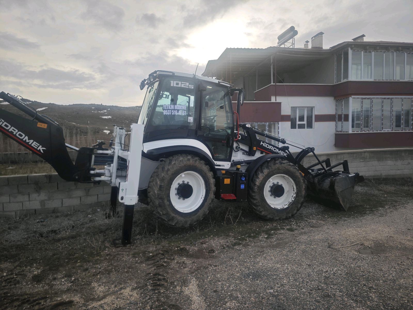 2026 model Hidromek Bekoloder 102s görseli
