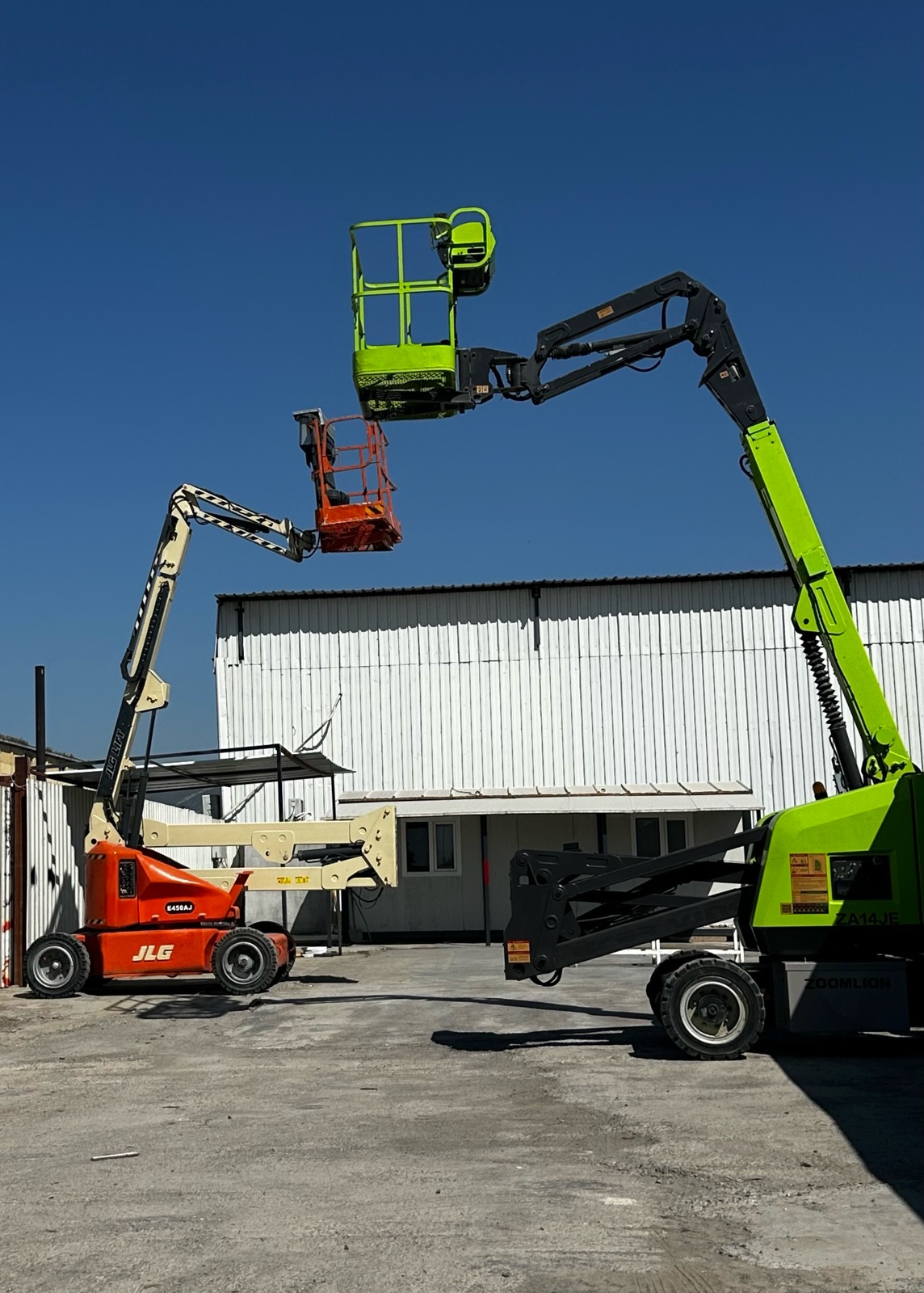 27 METRE SEPETLİ PLATFORM  görseli