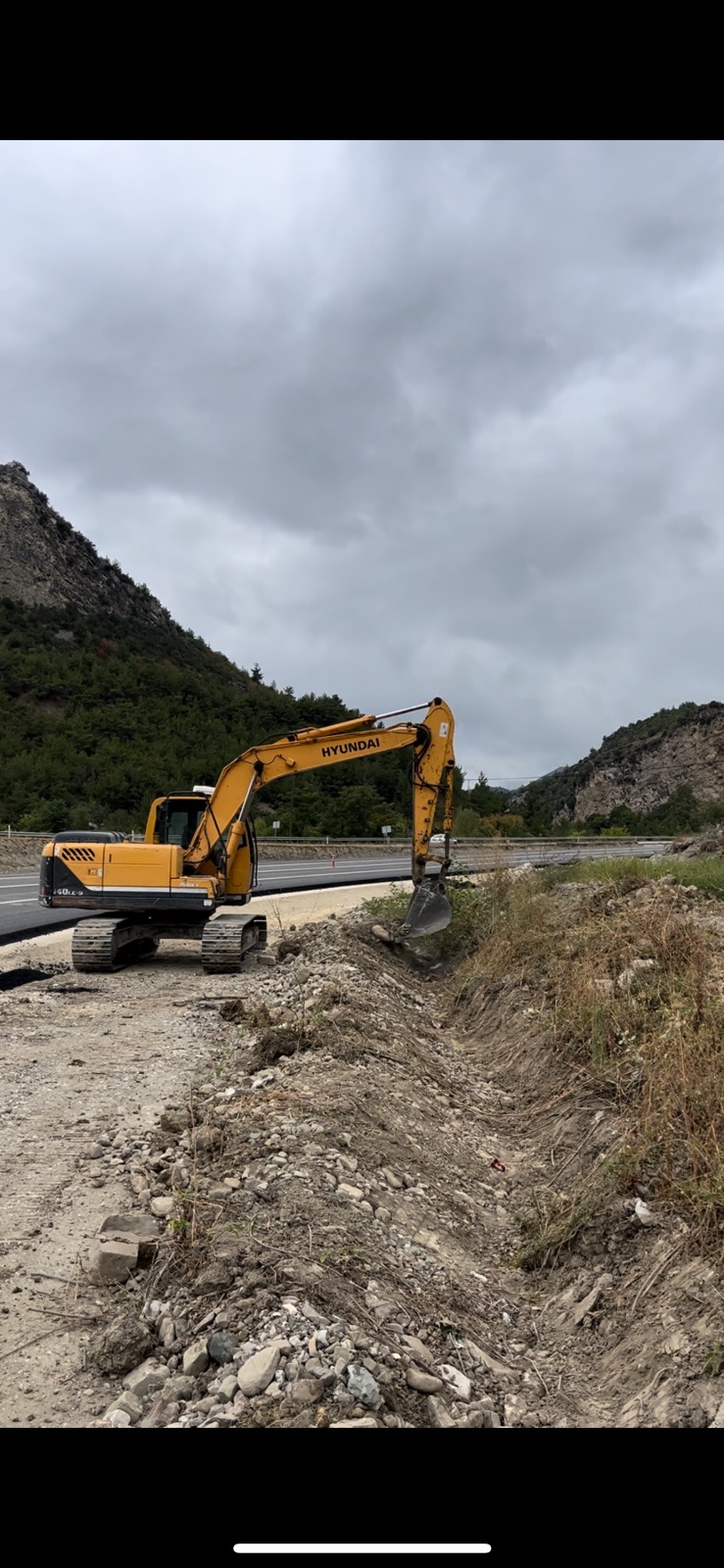 hyundai 14 tonluk ekskavatör görseli