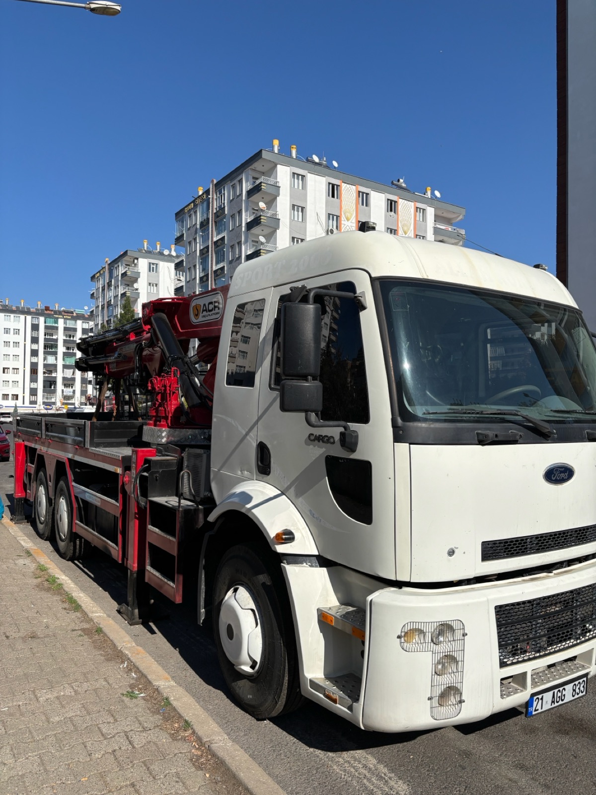 KİRALIK MOBİL VİNÇ 25 TONLUK görseli