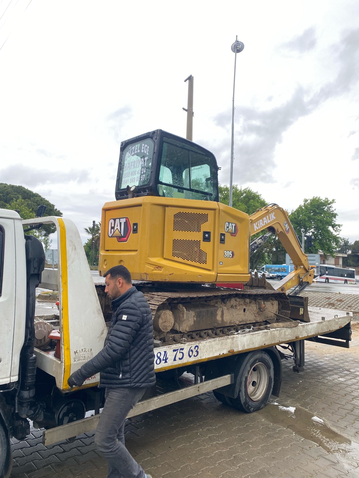 2023 model cat305 görseli