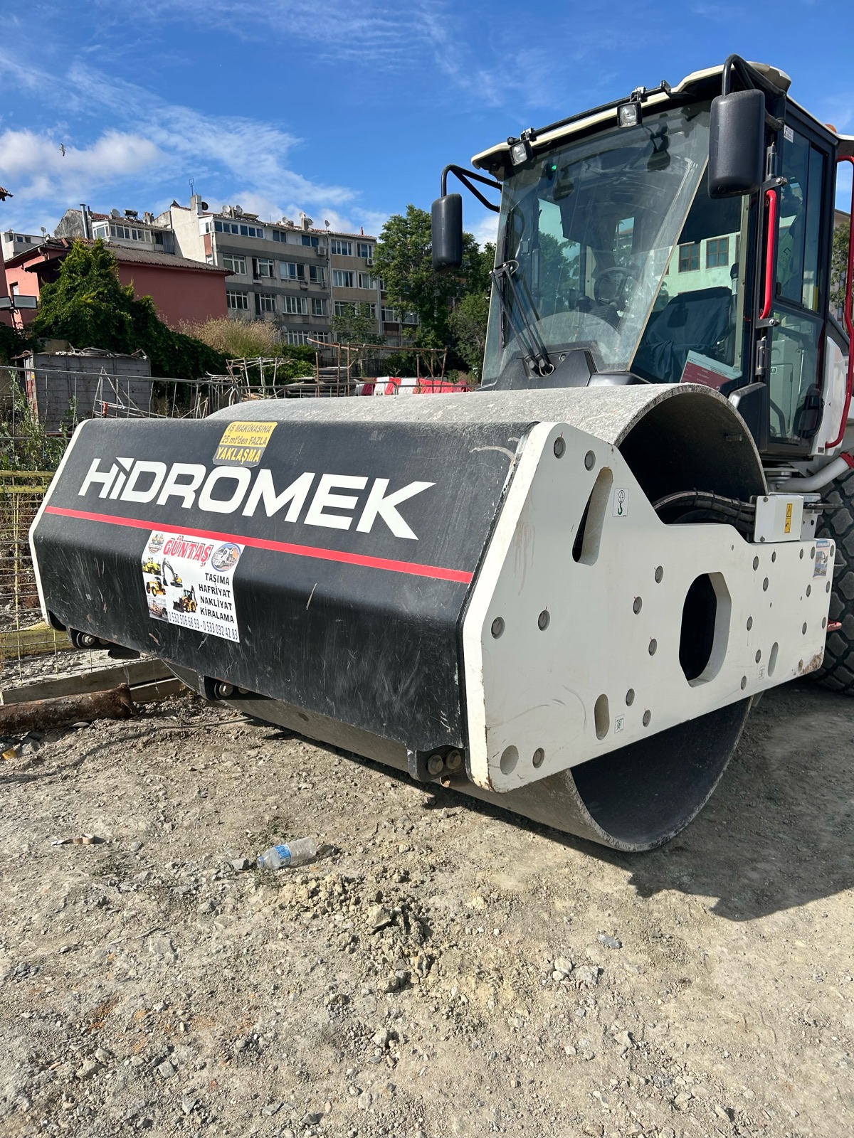 Toprak Silindiri Hee tonajda 13 16 ton görseli