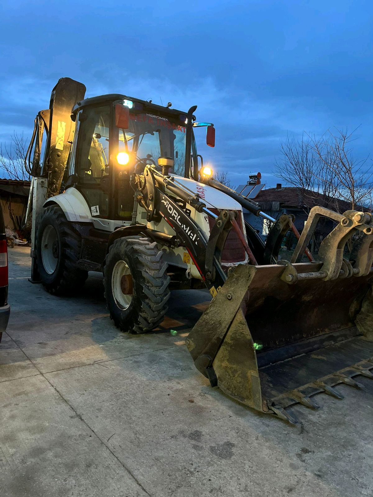 2016 Hidromek Beko Loder görseli