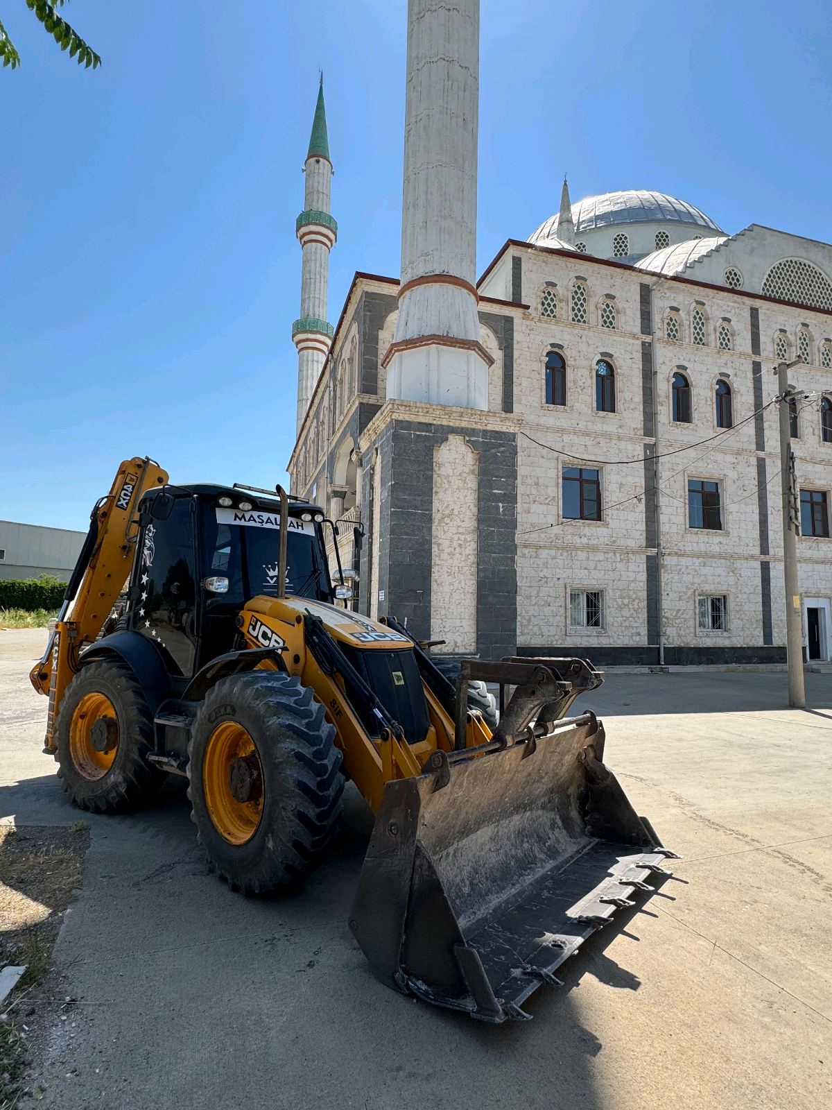 KİRALİK JCB 4 CX görseli