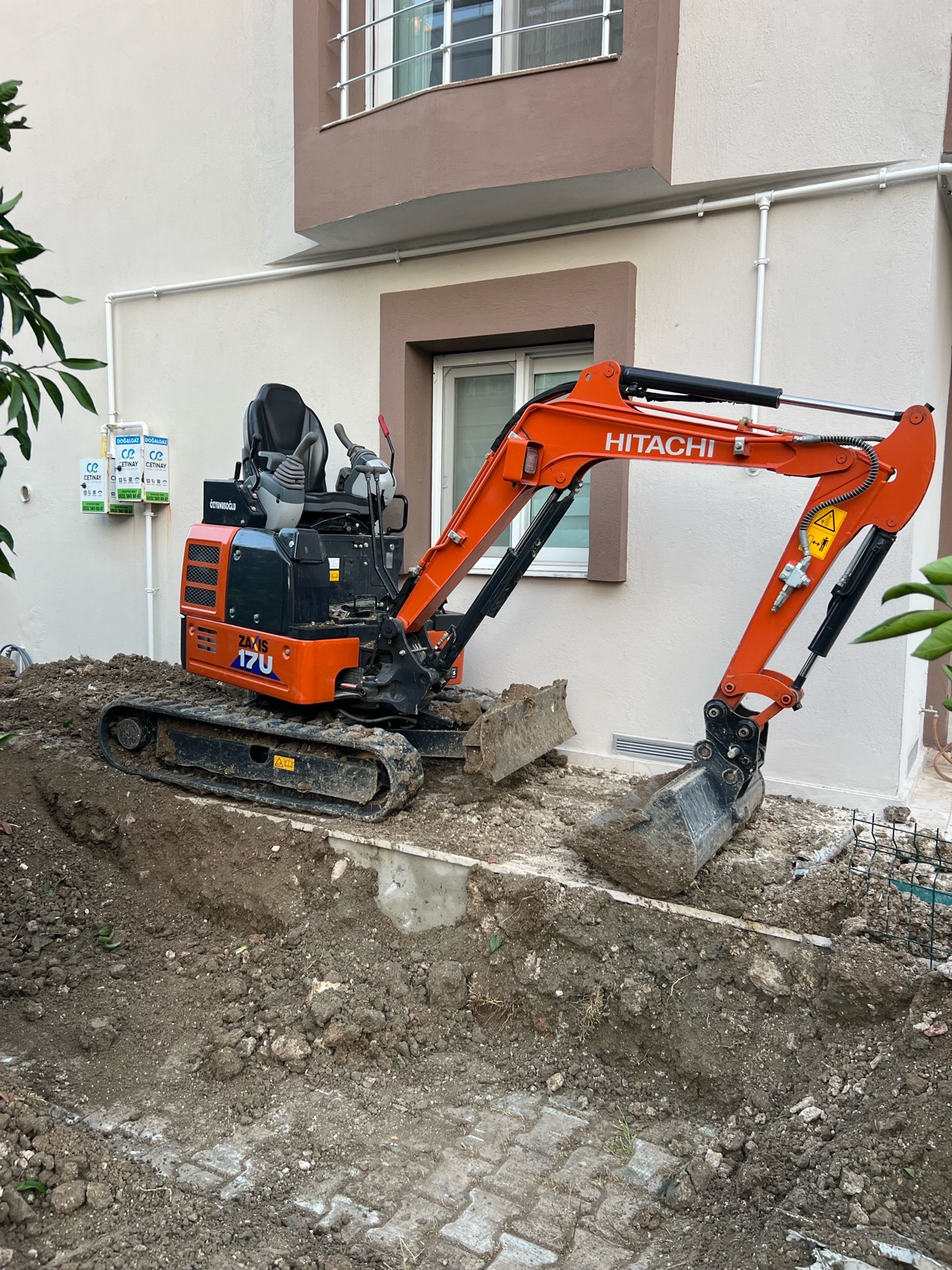 2026 Model 2 Ton Mini ekskavatör Hitachi  görseli