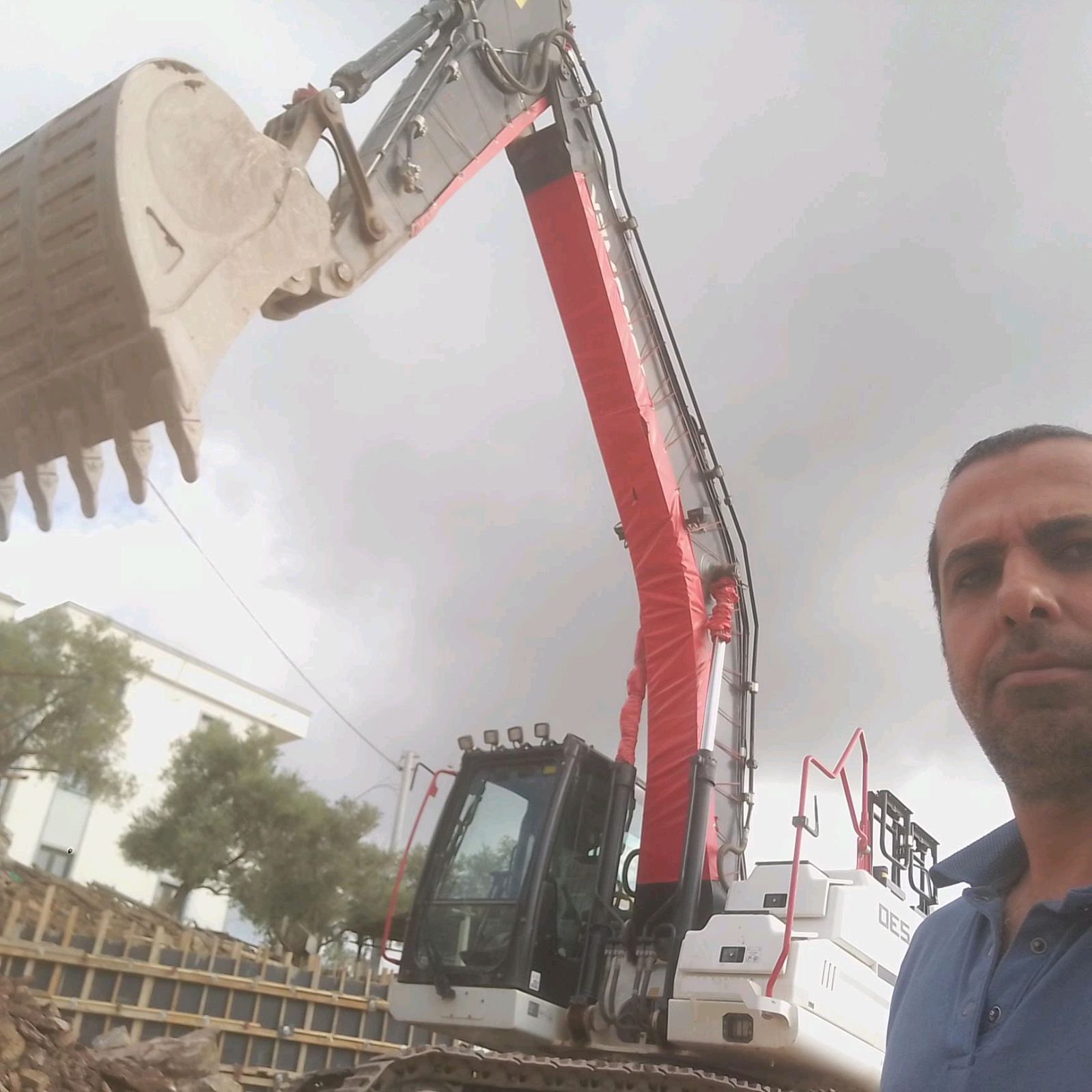 2007 komatsu pc 200-8 bekoloader kamyon manito her türlü iş makinası mevcuttur görseli