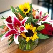 From The Heart Florist image 4