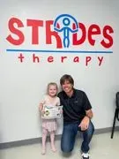 Strides Therapy logo