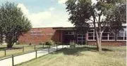 McArthur School logo