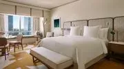 Four Seasons Hotel Miami image 2