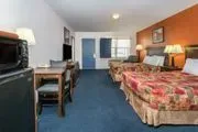 Knights Inn Arcadia image 4