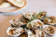 Sno's Seafood & Steak logo