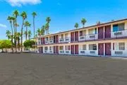 Knights Inn Yuma image 4