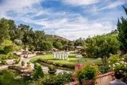 Paradise Gardens image 3