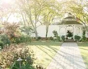 Lillian Gardens image 3