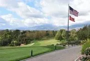 Red Hill Country Club logo